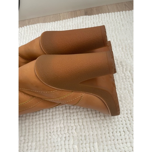 Brand New Marc Jacobs Leather Boots 10MM - Picture 2 of 3